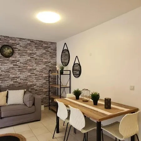 Mini Villa 4 Couchages Avec Piscine, Plage A Pied Corse Du Sud Sari-Solenzara
