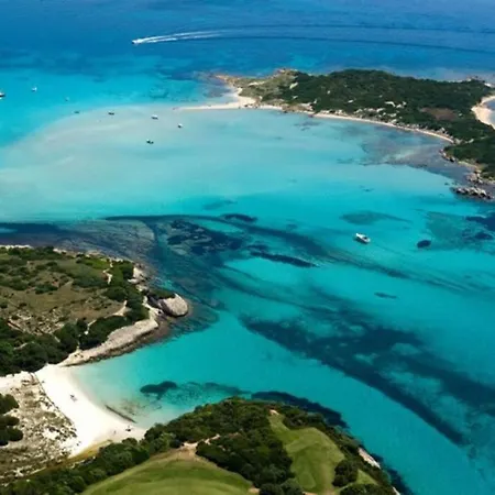 Prázdninový dům Mini Villa 4 Couchages Avec Piscine, Plage A Pied Corse Du Sud